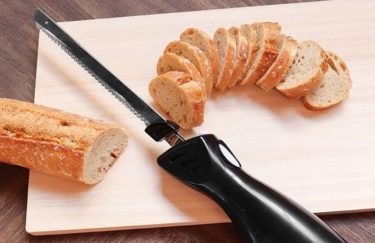 パンやお肉なども薄く綺麗に切る！サンコー エレクトリックナイフ